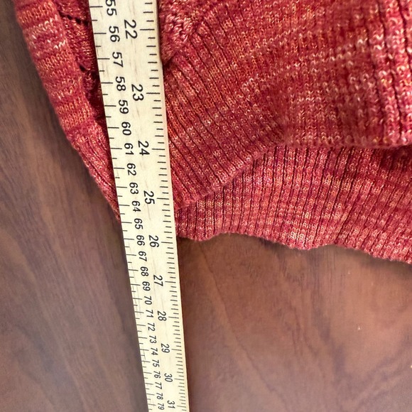 Maurice's Medium Orange Red Knit Top V-Neck Short Sleeve Open‎ Weave Texture - Picture 4 of 5